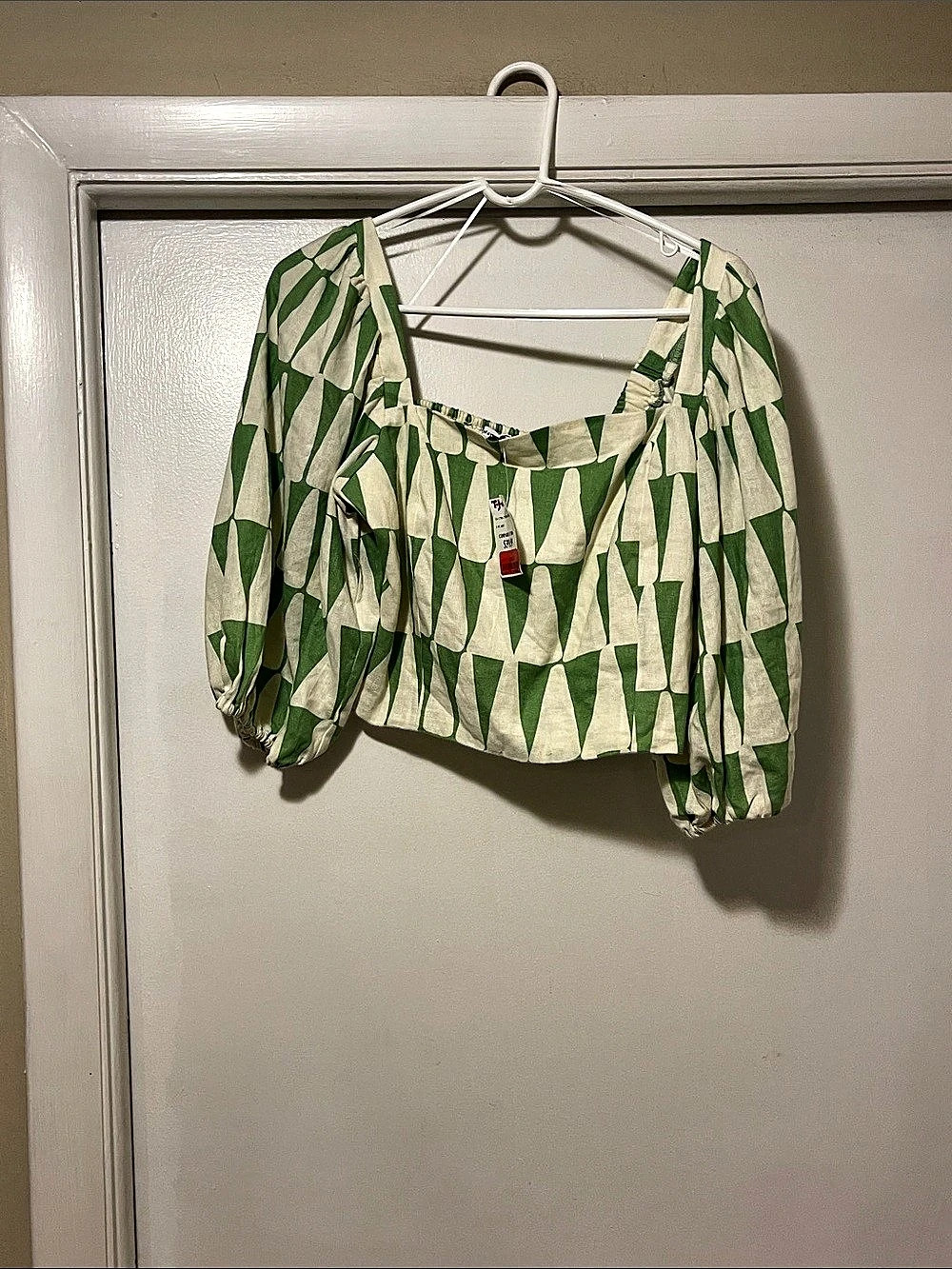 Maison d’aimelie  Geometric Puff Sleeve Crop Top in Green & Cream Size Medium NW